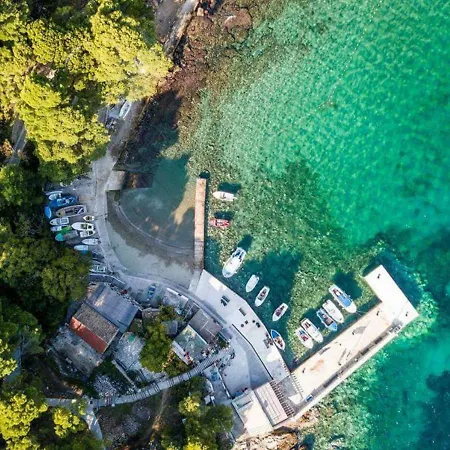 Iva&andro Apartman *