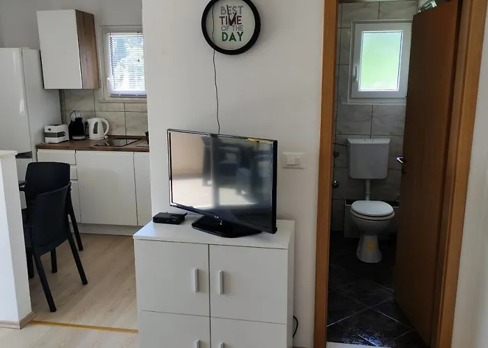 Iva&andro Апартаменты Donje Celo